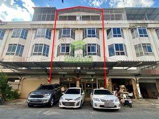 出售 5 卧室 商业空间 在 Mueang Nonthaburi, Nonthaburi