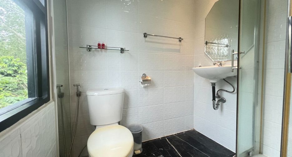 Gewerbefläche zum Kauf mit 5 Zimmer in Mueang Krabi, Krabi