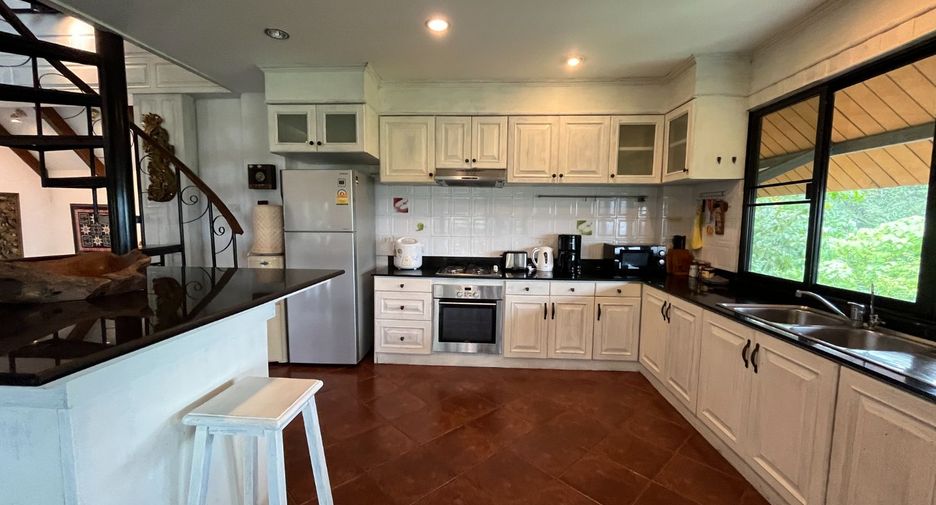 Gewerbefläche zum Kauf mit 5 Zimmer in Mueang Krabi, Krabi