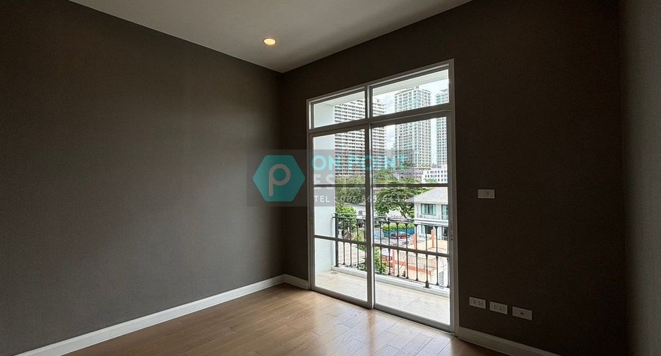 À vendre 1 chambre condo à Watthana, Bangkok