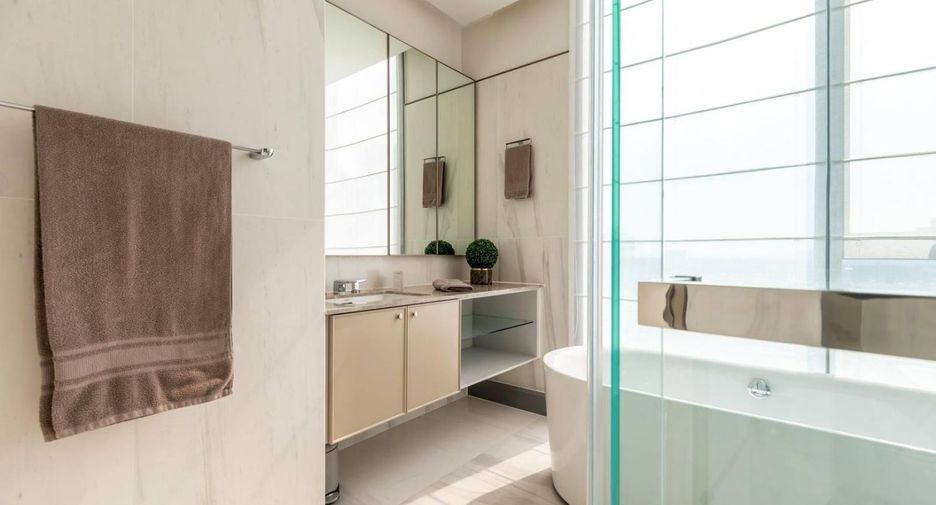 Wohnung zum Kauf mit 2 Zimmer in Khlong Toei, Bangkok