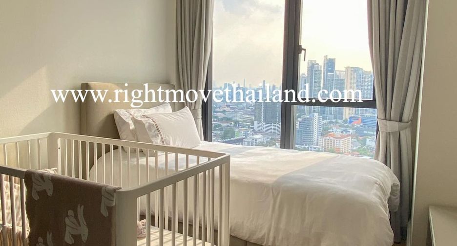 Wohnung zur Miete und zum Kauf mit 2 Zimmer in Khlong Toei, Bangkok