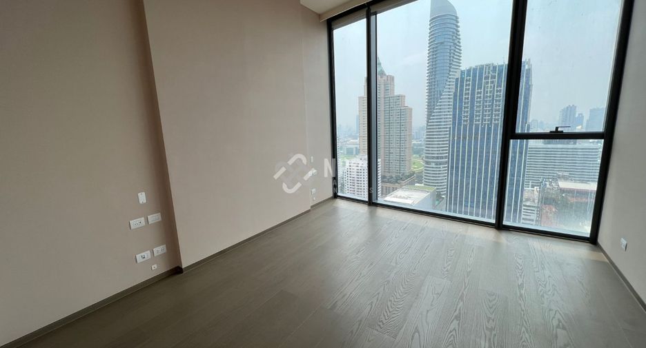 For sale 1 bed apartment in Pathum Wan, Bangkok