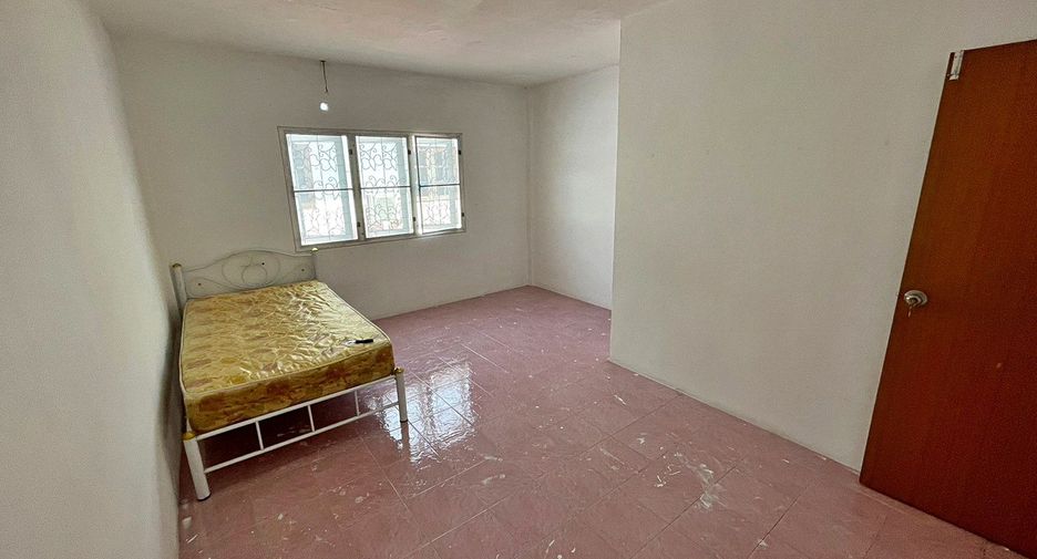 Casa adosada en venta de 2 habitaciones en Mueang Samut Prakan, Samut Prakan