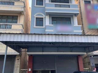 For rent 4 bed retail Space in Thawi Watthana, Bangkok