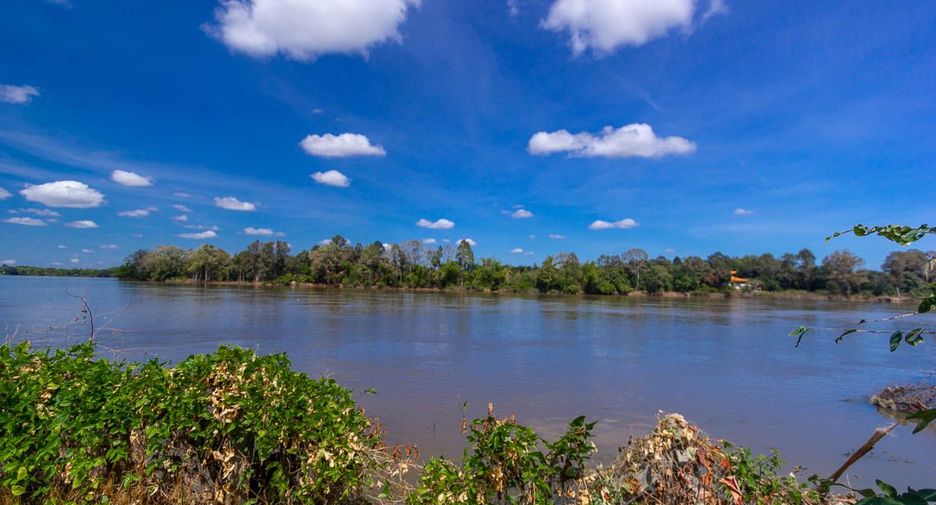 出售 公寓 独立屋 在 Phibun Mangsahan, Ubon Ratchathani