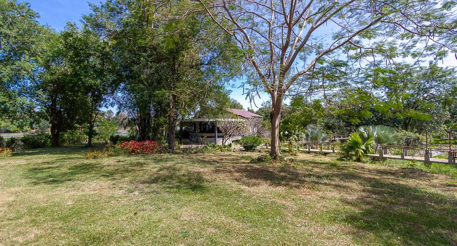 出售 公寓 独立屋 在 Phibun Mangsahan, Ubon Ratchathani