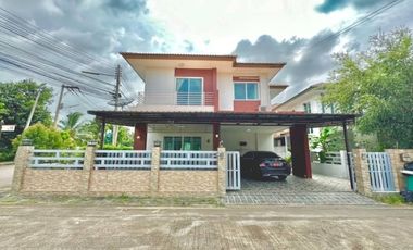 Haus zum Kauf mit 4 Zimmer in Si Racha, Chonburi