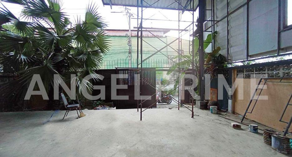 For sale 3 bed warehouse in Mueang Nakhon Pathom, Nakhon Pathom