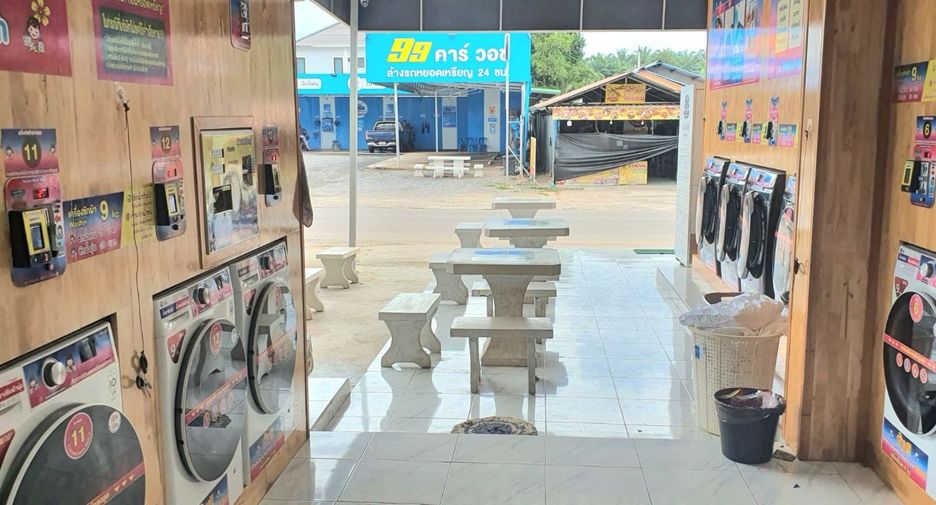 For sale 10 Beds retail Space in Mueang Surat Thani, Surat Thani