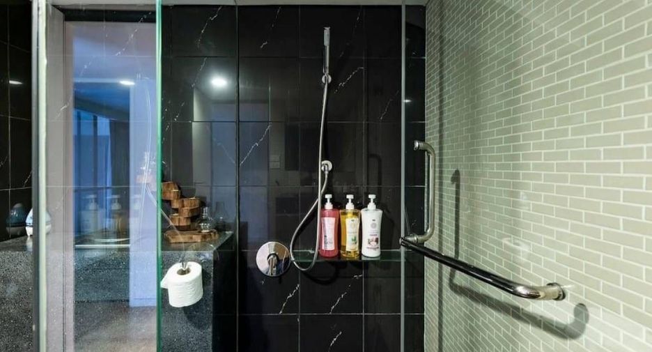For rent and for sale 3 bedrooms condo in Watthana, Bangkok