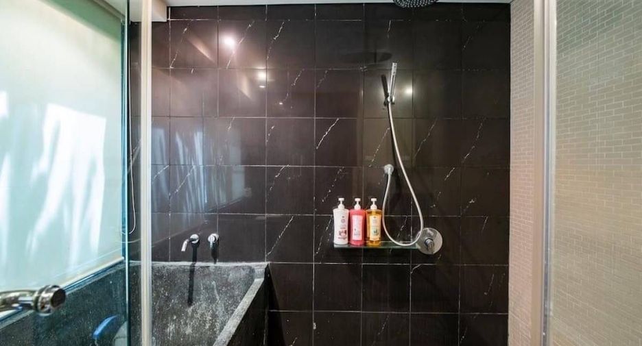 For rent and for sale 3 bedrooms condo in Watthana, Bangkok