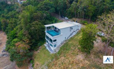 Villa zum Kauf mit 5 Zimmer in Thalang, Phuket