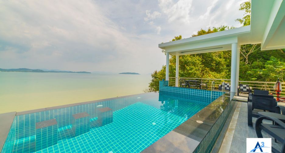 Villa en venta de 5 habitaciones en Thalang, Phuket