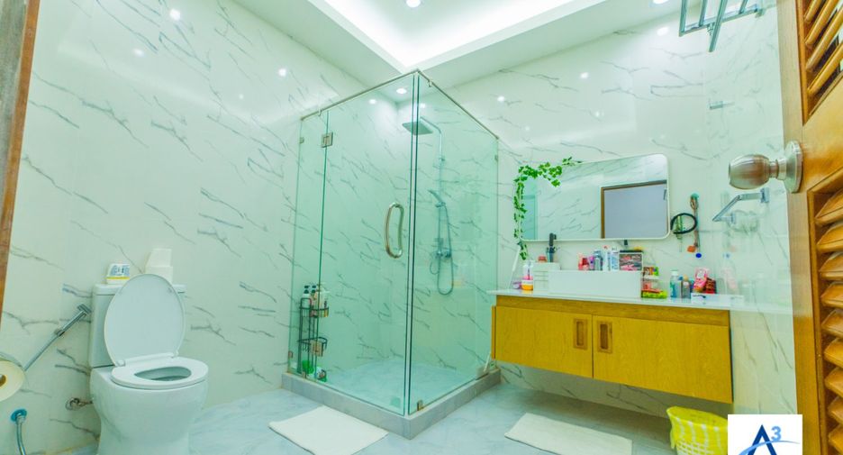 Villa en venta de 5 habitaciones en Thalang, Phuket