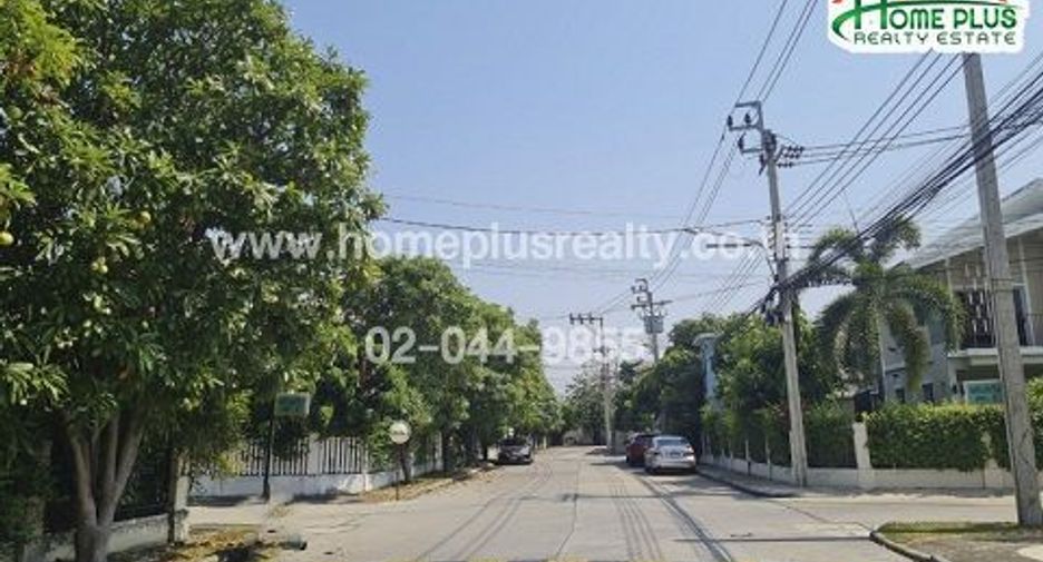 For sale 3 bedrooms house in Bang Phli, Samut Prakan
