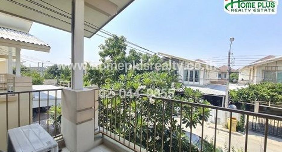 For sale 3 bedrooms house in Bang Phli, Samut Prakan