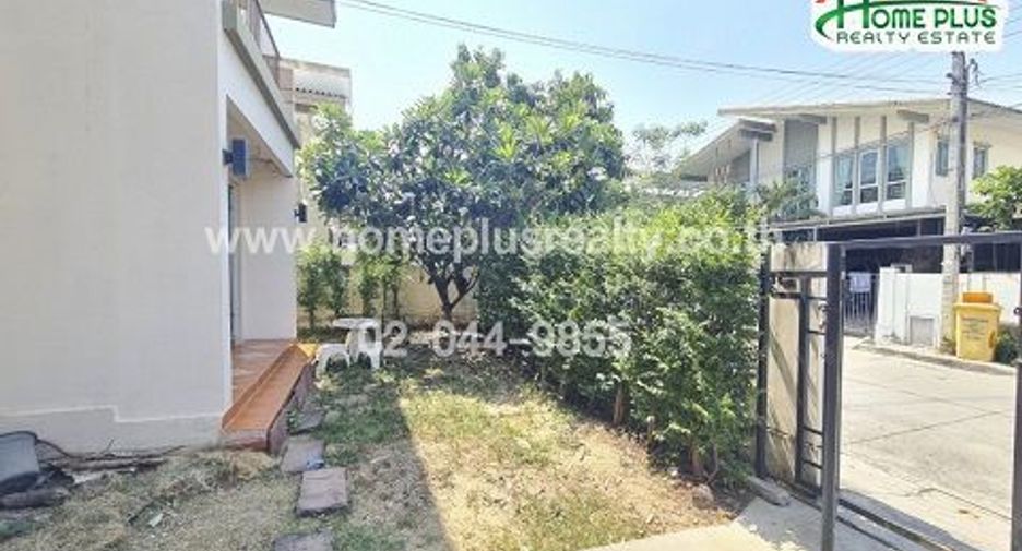 For sale 3 bedrooms house in Bang Phli, Samut Prakan