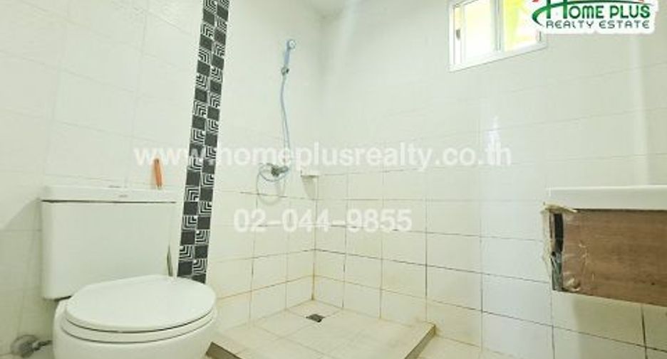 For sale 3 bedrooms house in Bang Phli, Samut Prakan