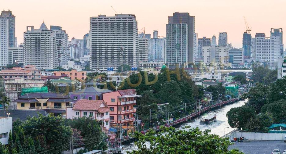 For sale 1 bed condo in Watthana, Bangkok