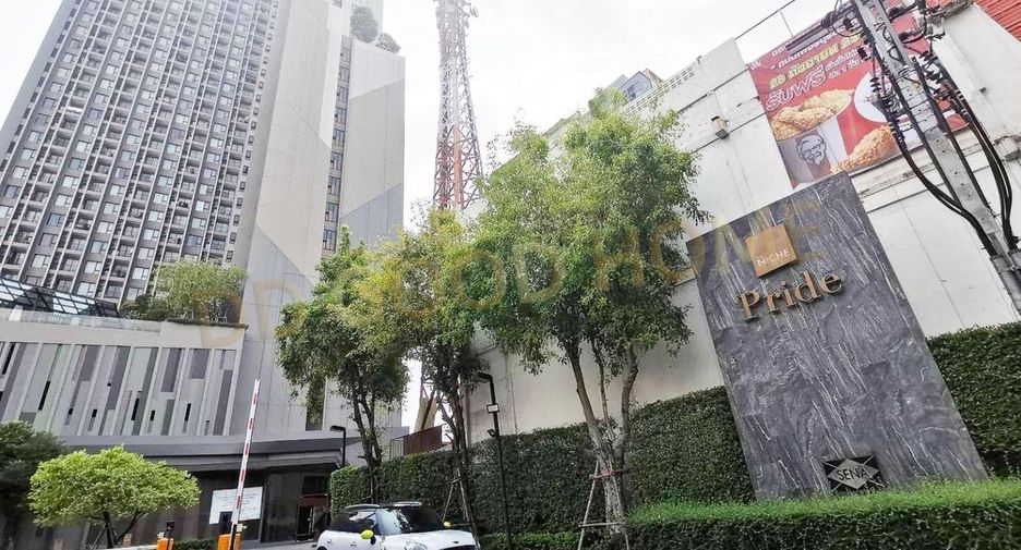 For sale 1 bed condo in Watthana, Bangkok