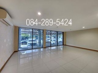 For sale office in Suan Luang, Bangkok