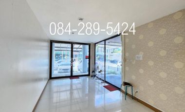 Büro zum Kauf in Suan Luang, Bangkok