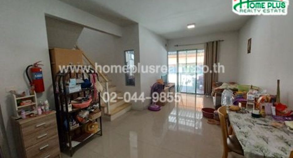 Reihenhaus zum Kauf mit 3 Zimmer in Thanyaburi, Pathum Thani