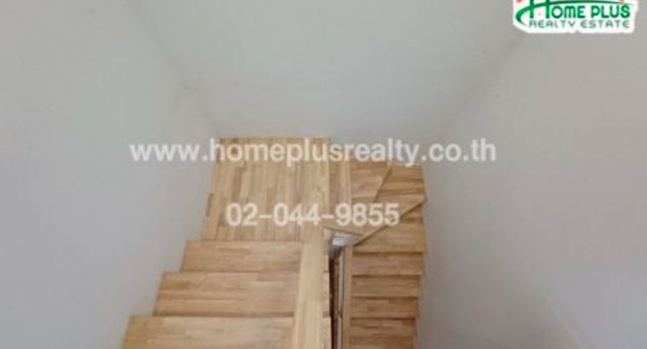 Reihenhaus zum Kauf mit 3 Zimmer in Thanyaburi, Pathum Thani
