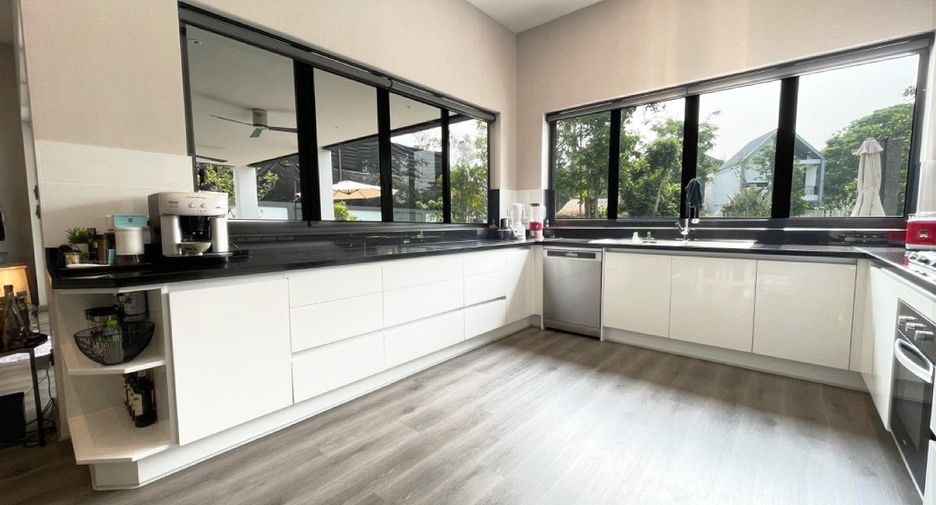 Продажа 4 спальни вилла в Mueang Chiang Mai, Чианг Маи