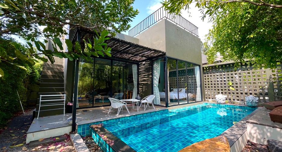For sale 4 bedrooms retail Space in Mueang Krabi, Krabi