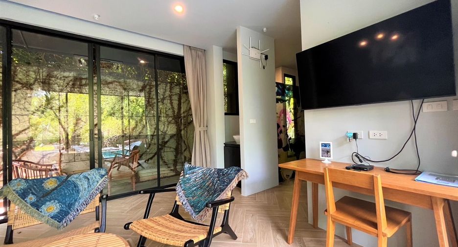 For sale 4 bedrooms retail Space in Mueang Krabi, Krabi