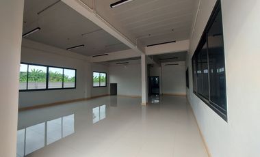 Lagerhaus zum Kauf in Phutthamonthon, Nakhon Pathom
