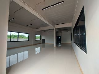 For sale warehouse in Phutthamonthon, Nakhon Pathom