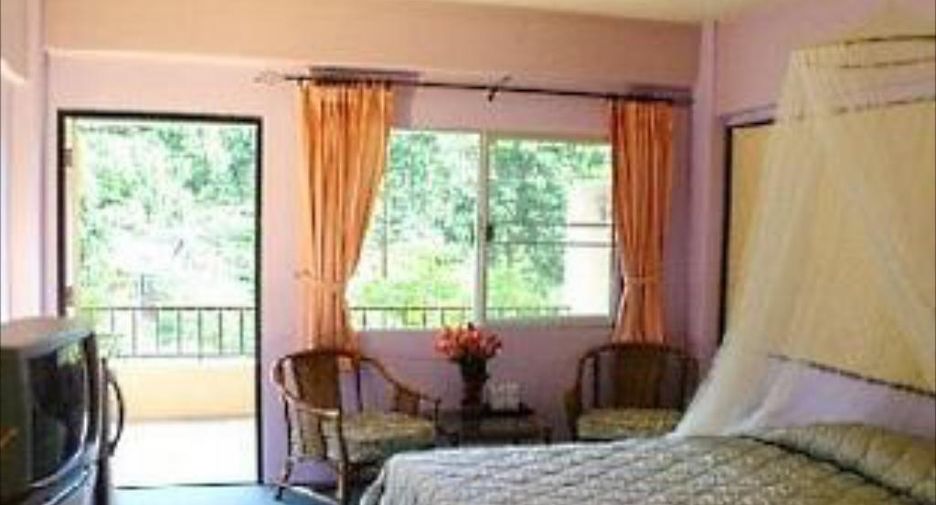 À vendre 40 chambres hôtel à Bang Lamung, Chonburi