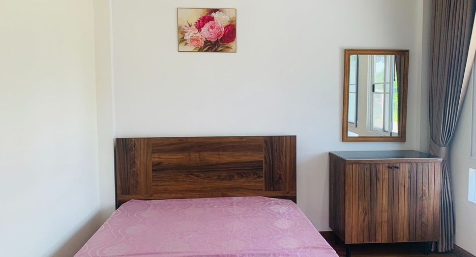 For rent 3 bedrooms townhouse in Prawet, Bangkok