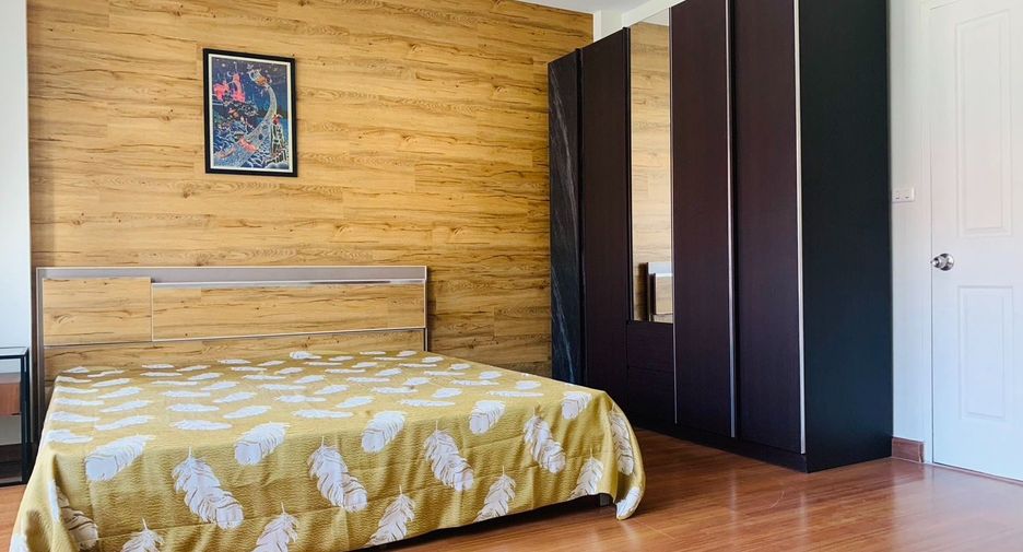 For rent 3 bedrooms townhouse in Prawet, Bangkok