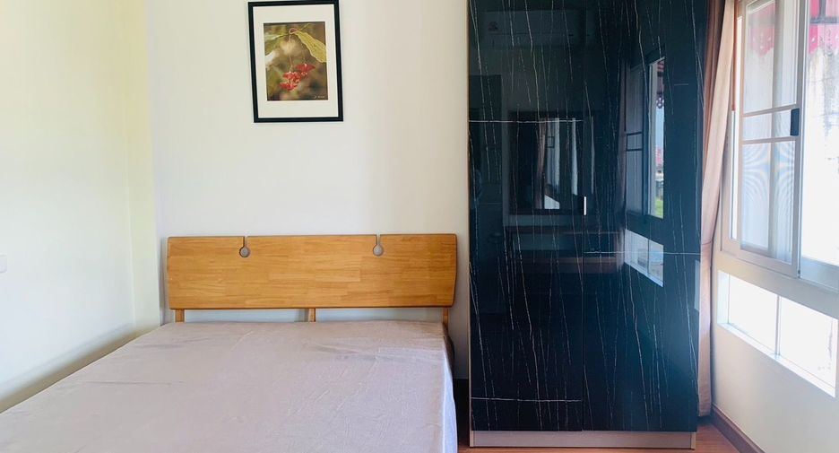 For rent 3 bedrooms townhouse in Prawet, Bangkok
