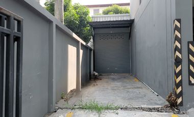 出售 3 卧室 联排别墅 在 Bang Kapi, 曼谷