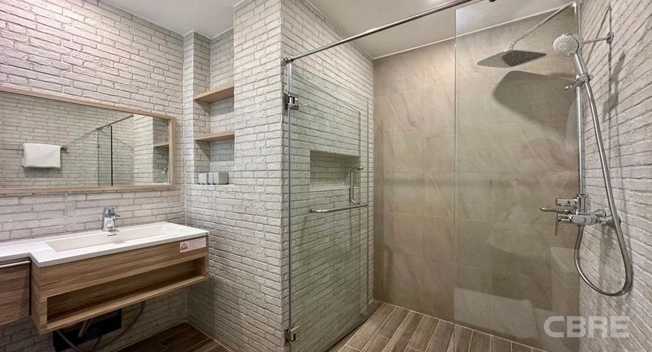 For sale 3 bedrooms condo in Pathum Wan, Bangkok