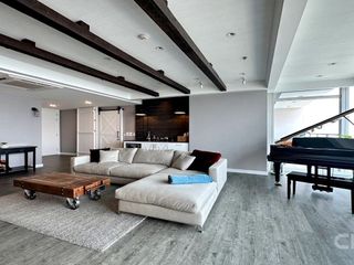 For sale 3 bedrooms condo in Pathum Wan, Bangkok