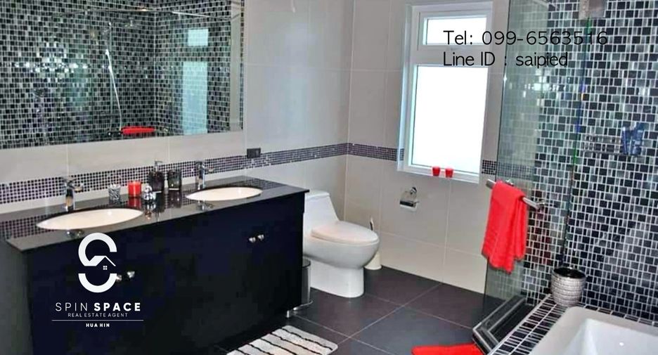 For sale 3 bedrooms villa in Hua Hin, Prachuap Khiri Khan