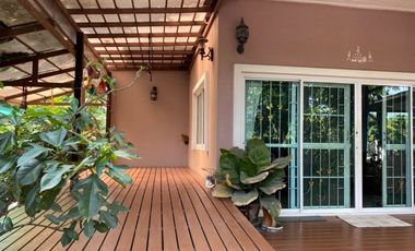 Haus zum Kauf mit 6 Zimmer in Sai Mai, Bangkok