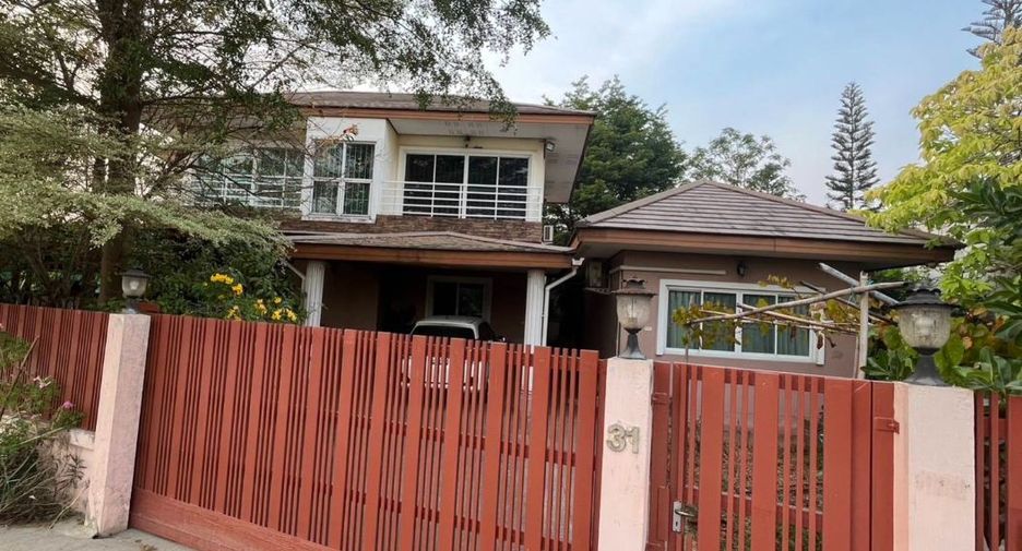 Haus zum Kauf mit 6 Zimmer in Sai Mai, Bangkok