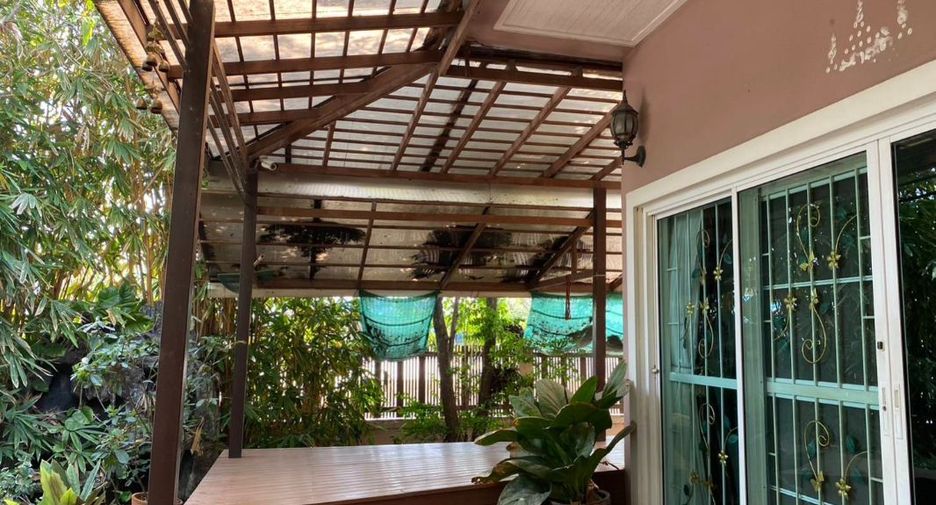 Haus zum Kauf mit 6 Zimmer in Sai Mai, Bangkok