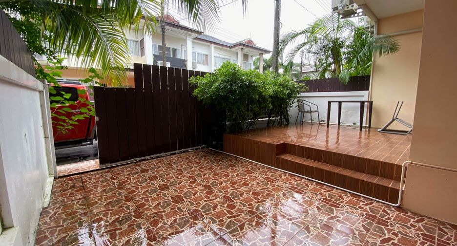 For sale 3 bedrooms townhouse in Thalang, Phuket