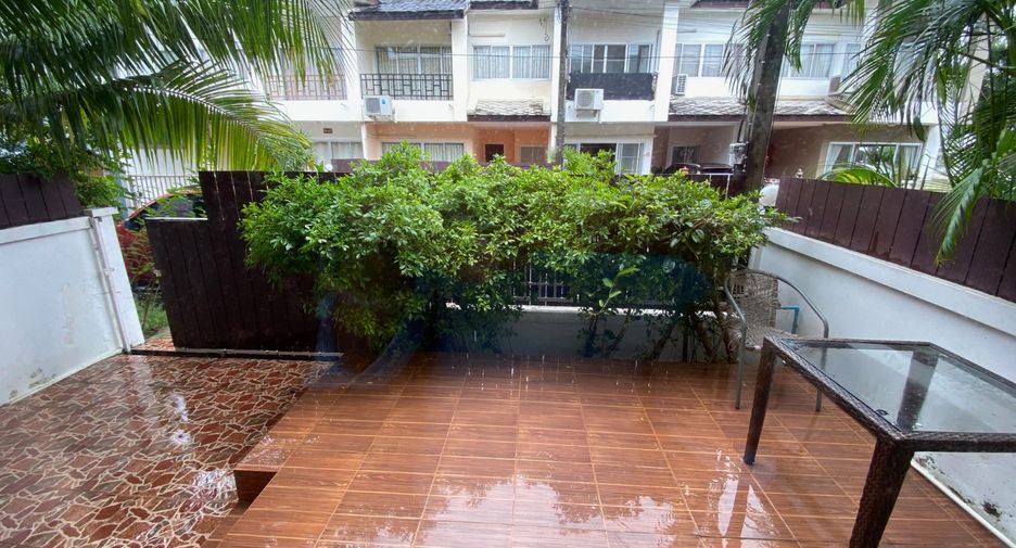 For sale 3 bedrooms townhouse in Thalang, Phuket