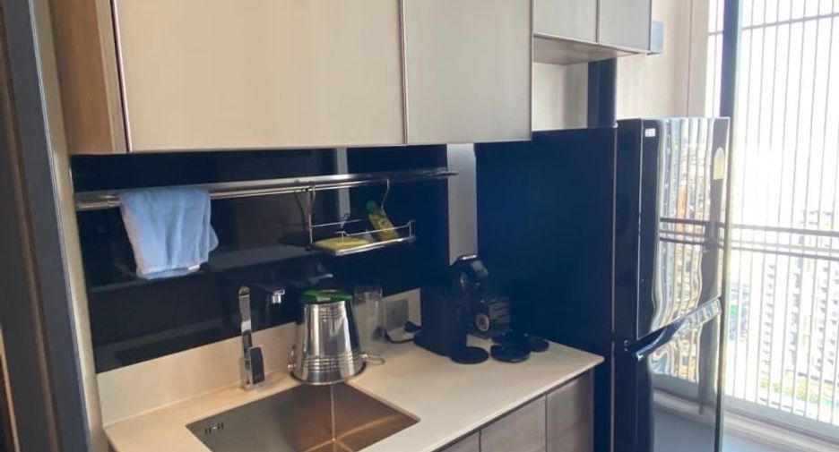 Wohnung zur Miete und zum Kauf mit 2 Zimmer in Phaya Thai, Bangkok