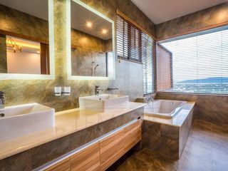 For rent 3 bedrooms villa in Mueang Phuket, Phuket