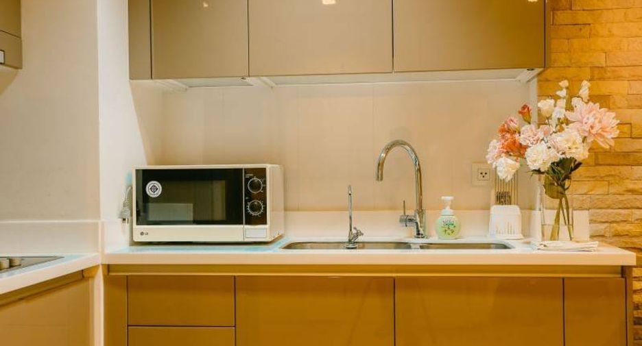 For rent and for sale 2 bedrooms condo in Khlong Toei, Bangkok